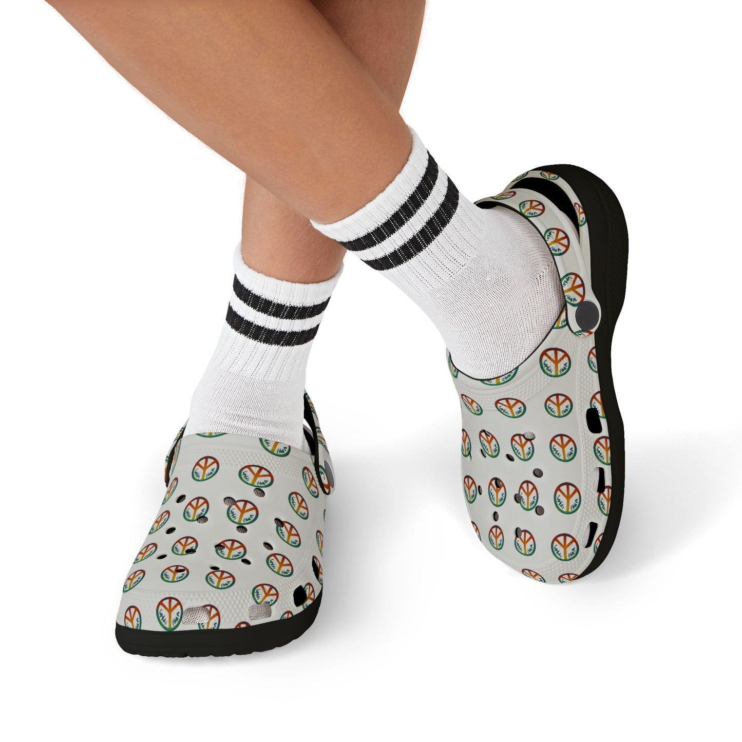 Kid's Peace Print EVA Foam Clogs, Fun Summer Footwear, Kids' Garden Shoes, Playtime Slip-Ons, Ideal for Beach and Pool