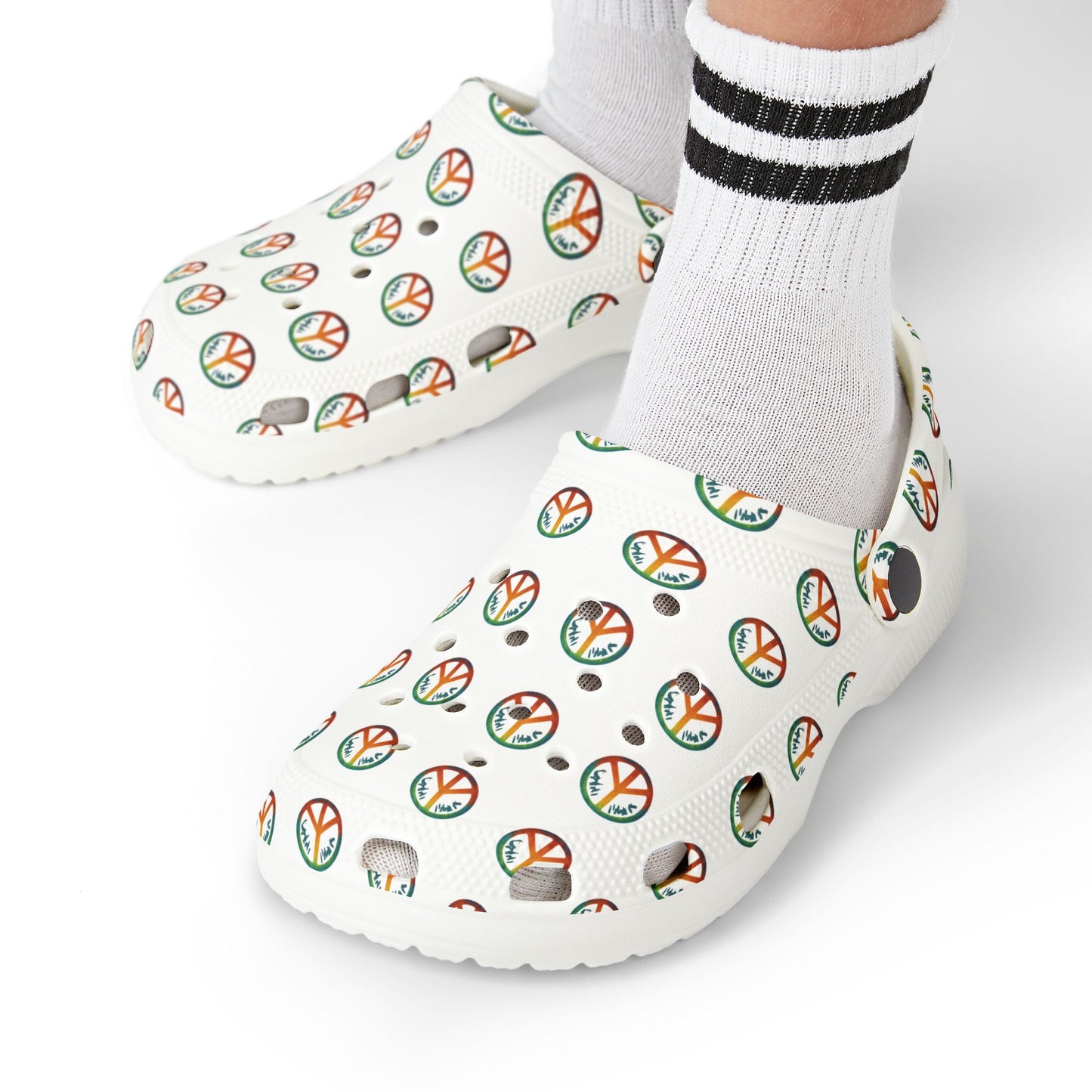 Kid's Peace Print EVA Foam Clogs, Fun Summer Footwear, Kids' Garden Shoes, Playtime Slip-Ons, Ideal for Beach and Pool